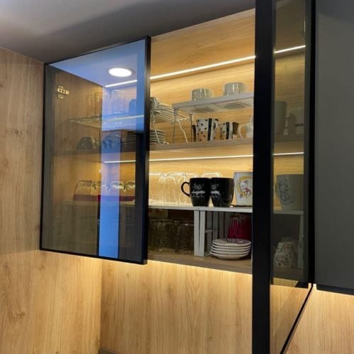 Aluminium profile shutter and slim partition (17)